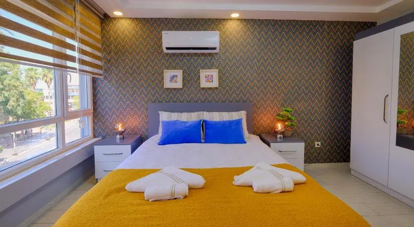 Chic&Cozy 2BR City View, Near Kaleici&Beach - Image 1