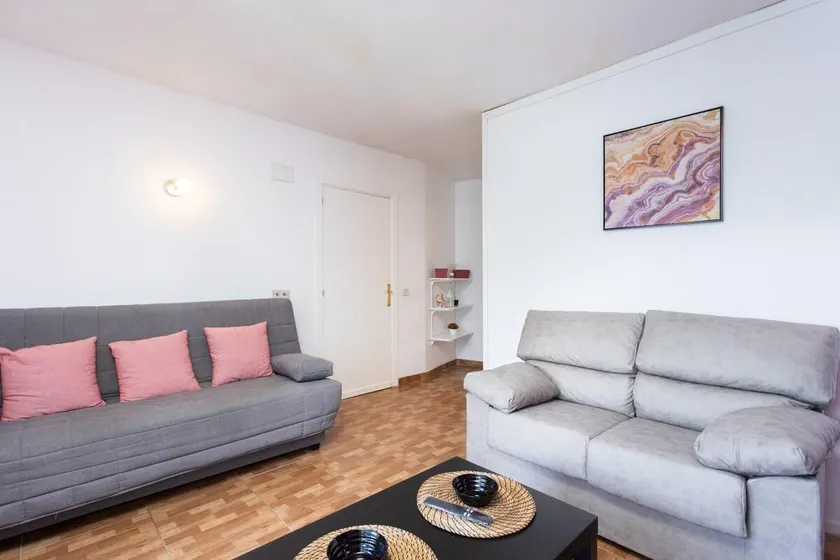Apartment on the sea - Image 1