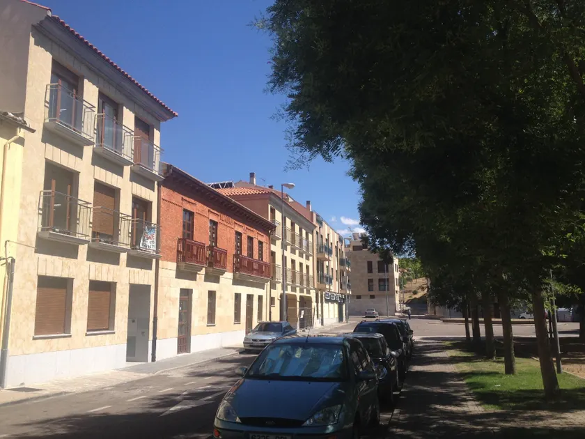 Apartamento Turistico Puente Romano P4 2-A - Image 1