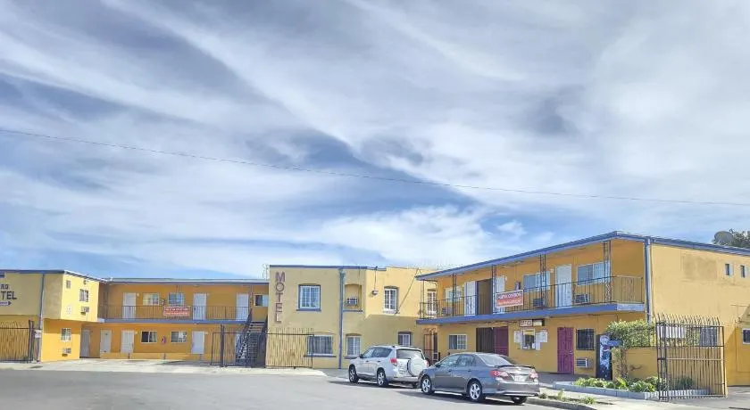 Astro Motel - Image 1
