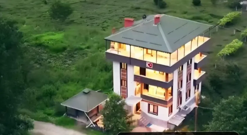Yeşil Ada Konağı Ayder'e 30 Dk Fırtına Deresi Kenarı & Isı Pompalı, 14 Kişilik - Image 1