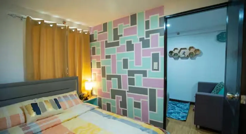 10 Min to Airport 1-Bedroom Pool Business Ready - Image 1