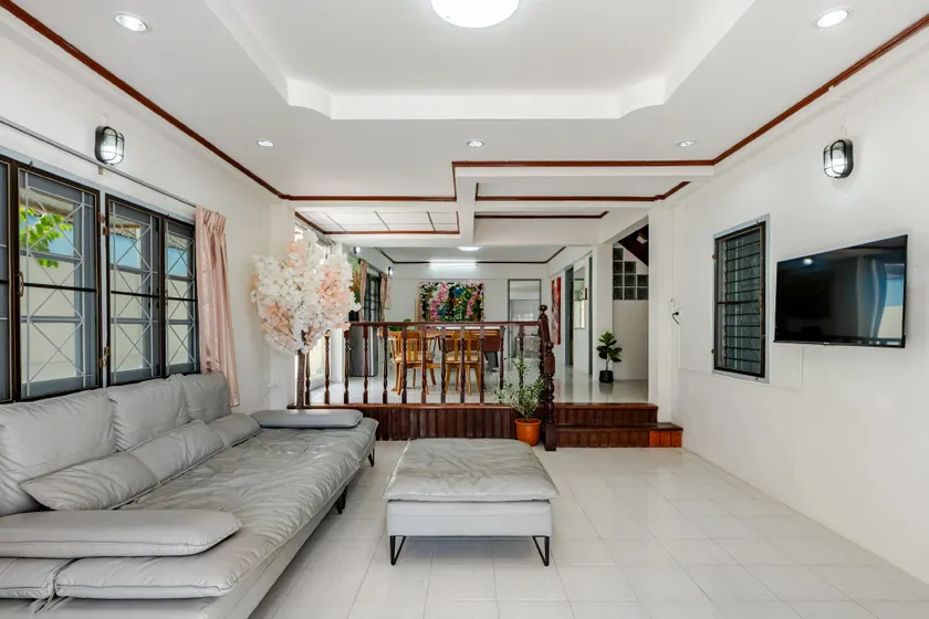 Villa Mayfair 4 bedrooms sea view with pool table - Image 1