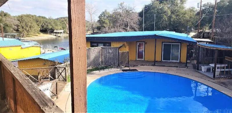 Lake LBJ Resort & Marina - Image 1
