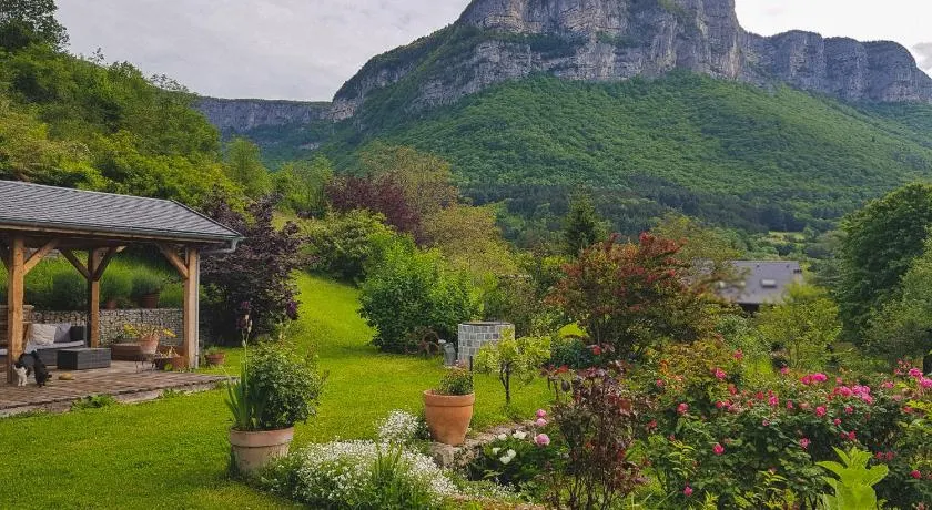Studio au pied de la montagne et vue imprenable - Image 1