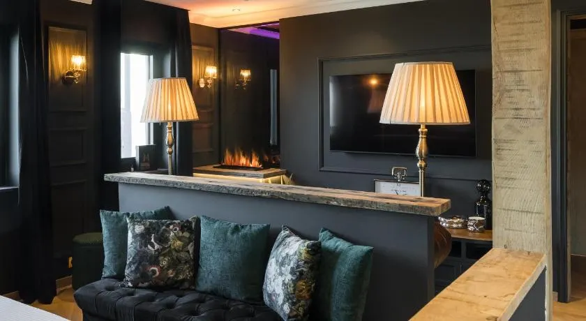 Suite Prestige by K&N - Image 1