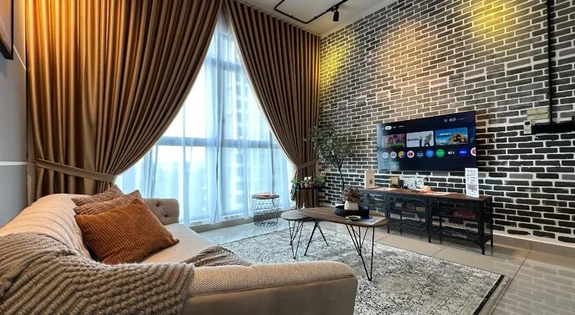 UrbanRuma BrickLoft Putrajaya Near IOI City Mall 3BR WiFi - Image 1