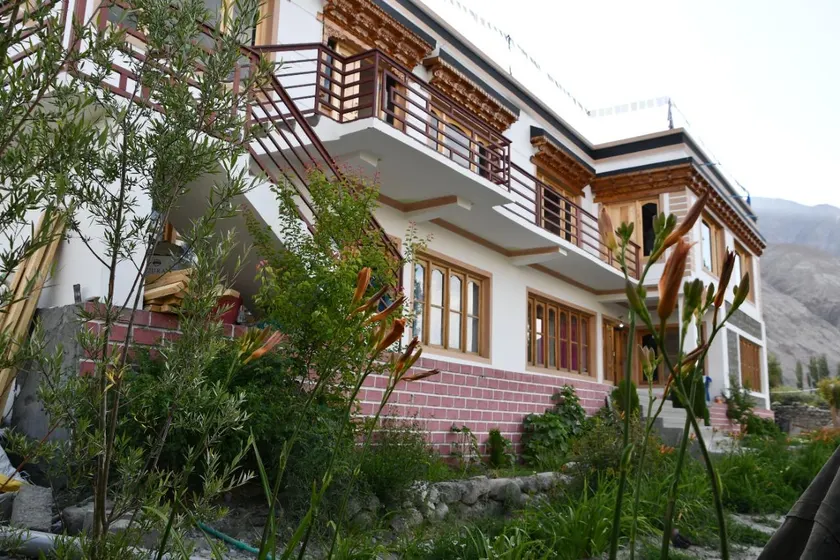 Skayil Guest House - Image 1