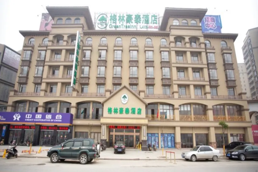 GreenTree Inn Hubei Huanggang Hong An Wal-Mart Plaza Business Hotel - Image 1