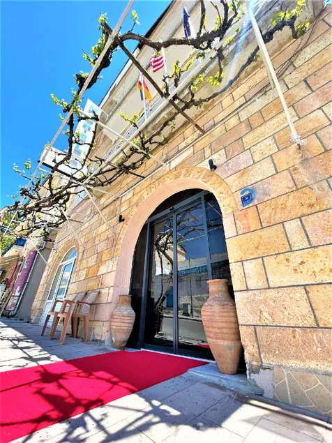 Gumus Hotel - Image 1