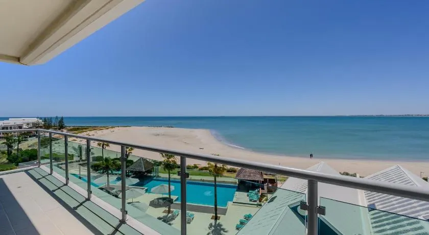 Sea Side 411 - Image 1