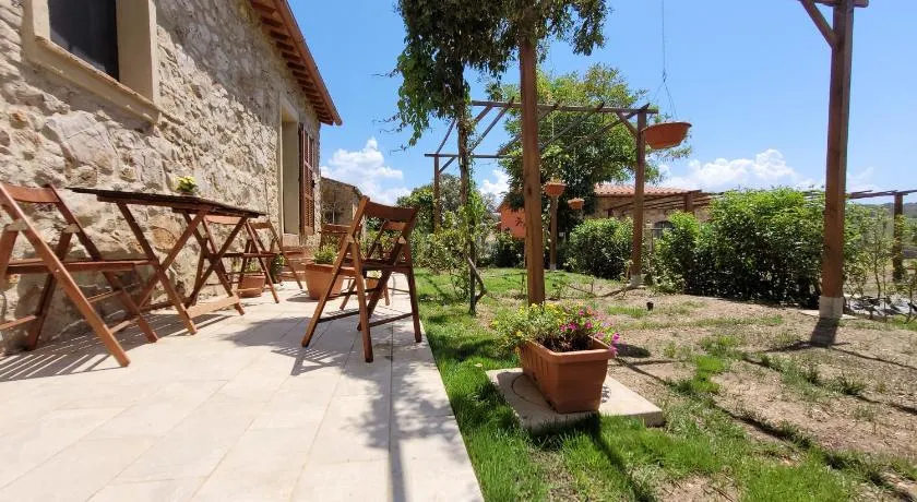 Agriturismo Poggio la Lodola - Image 1