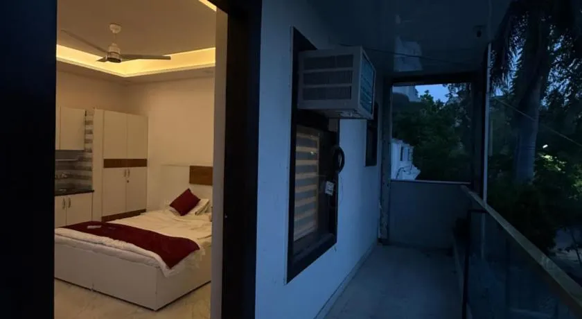 Abhiraj residence aravali view - Image 1