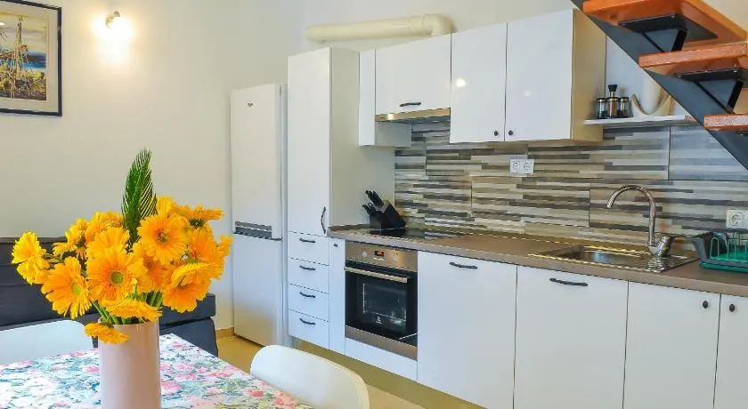 Apartment Loza Pučišća - Image 1