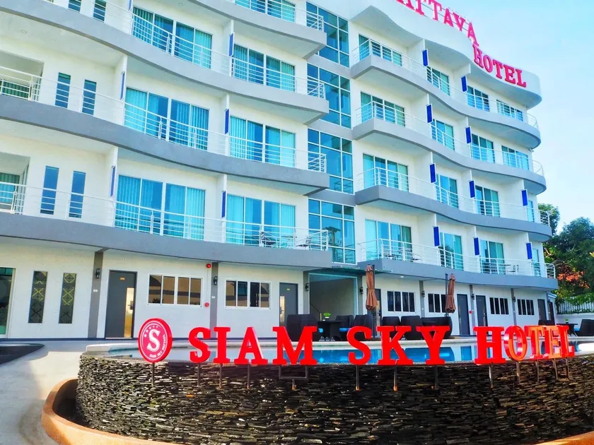 SIAM SKY PATTAYA HOTEL - Image 1