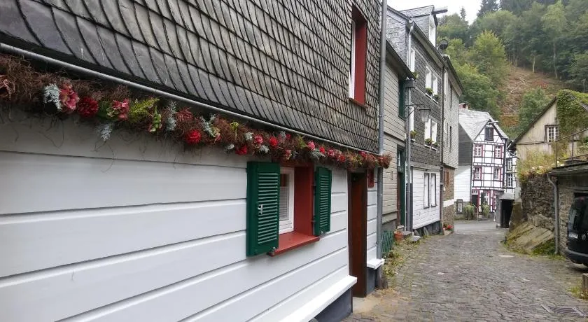 HIER & JETZT in Monschau City - Image 1