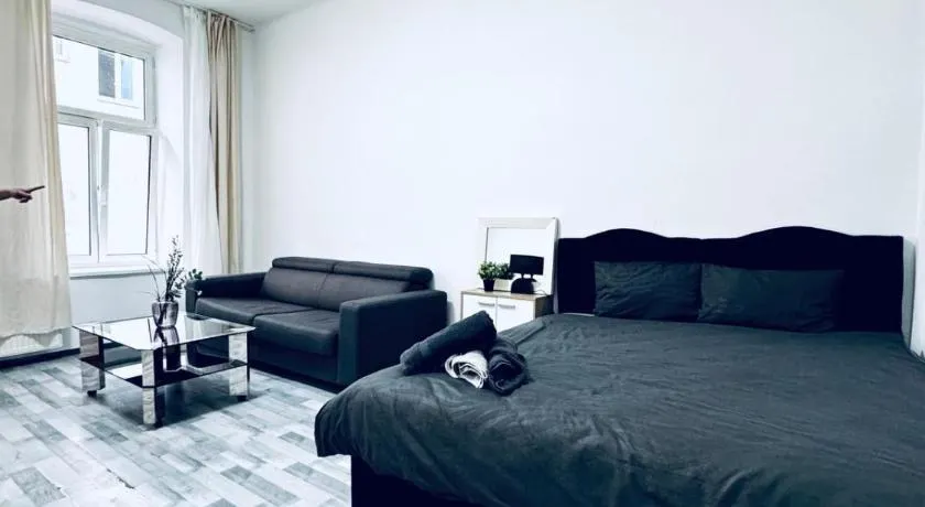 Modern & Cozy Studios -15 Min to Rathausplatz & Vienna Center - Image 1