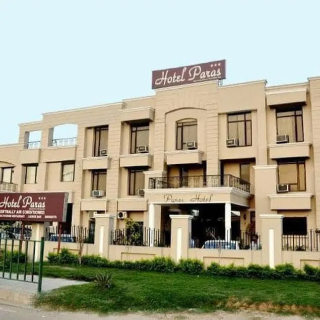 Hotel paras - Image 1