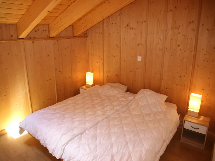 Chalet in Veysonnaz with mountain view - Image 1