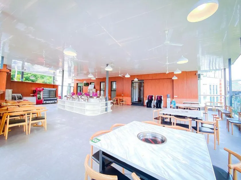 Aiweisi Hotel (Chongqing Wansheng Stadium) - Image 1