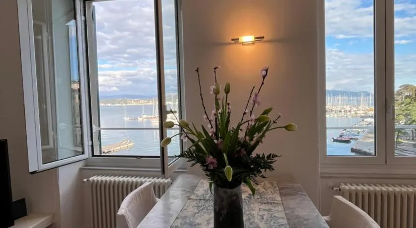 About Italy Holiday Rooms and Apartments - Image 1
