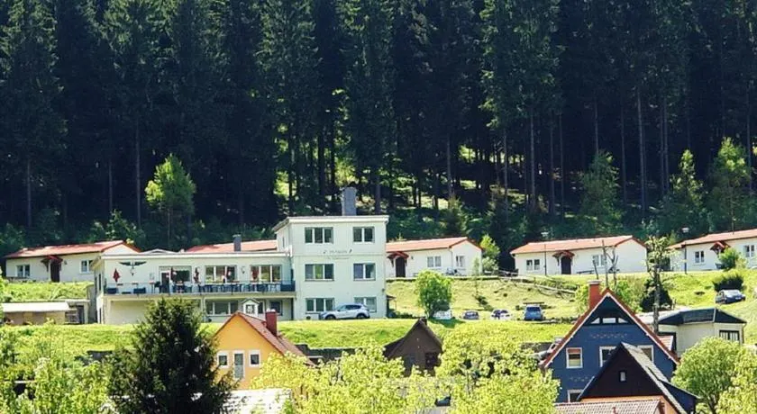 Pension Am Waldesrand - Image 1