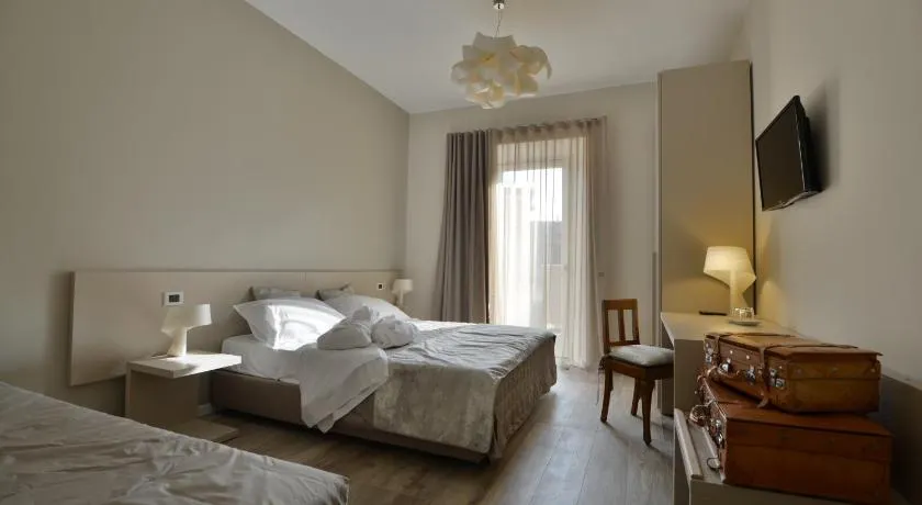 Daman Rooms & Breakfast - Image 1