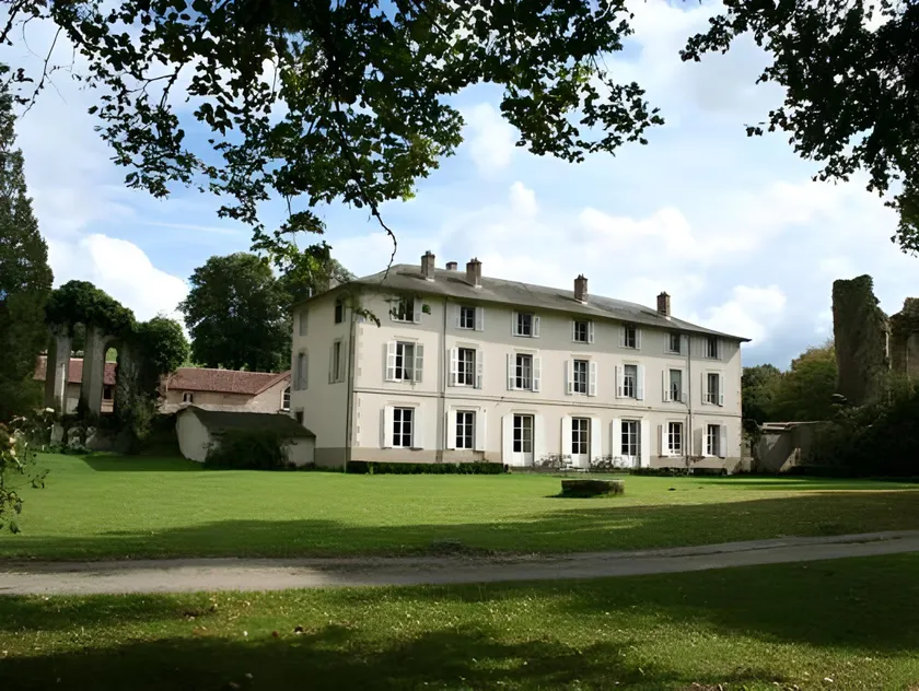 Abbaye du Palais - Image 1
