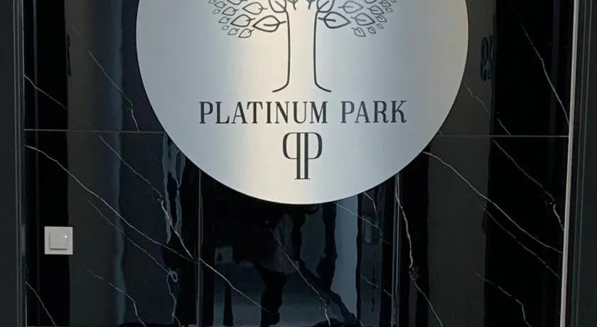 Platinum De Lux Apartament - Image 1