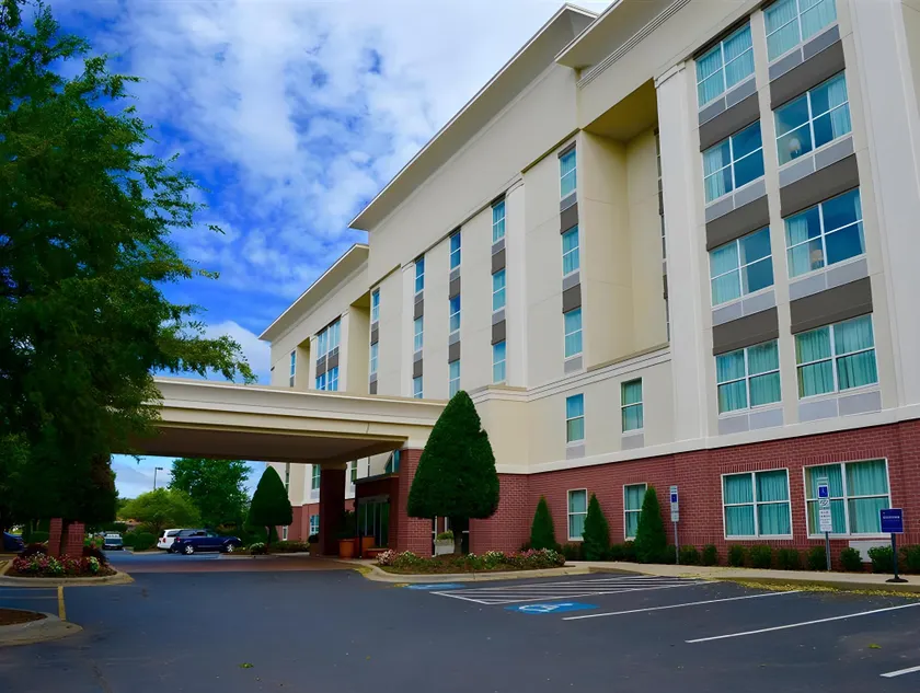 Hampton Inn & Suites Charlotte/Pineville - Image 1