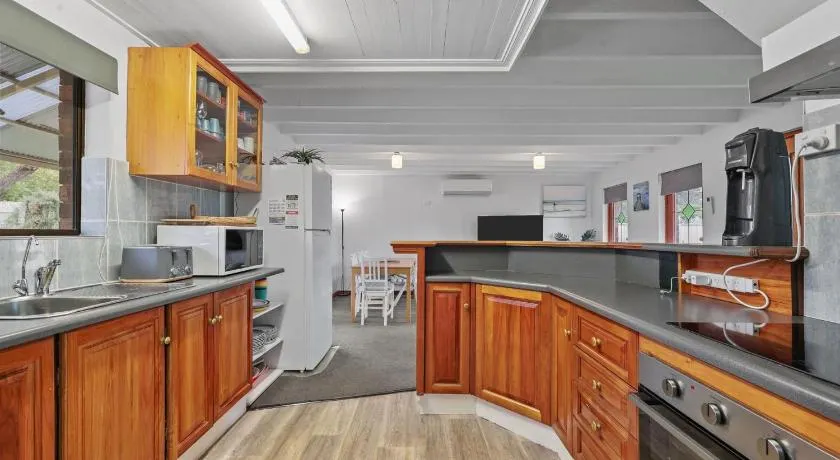 36 Lacrington St, Goolwa Beach - Image 1