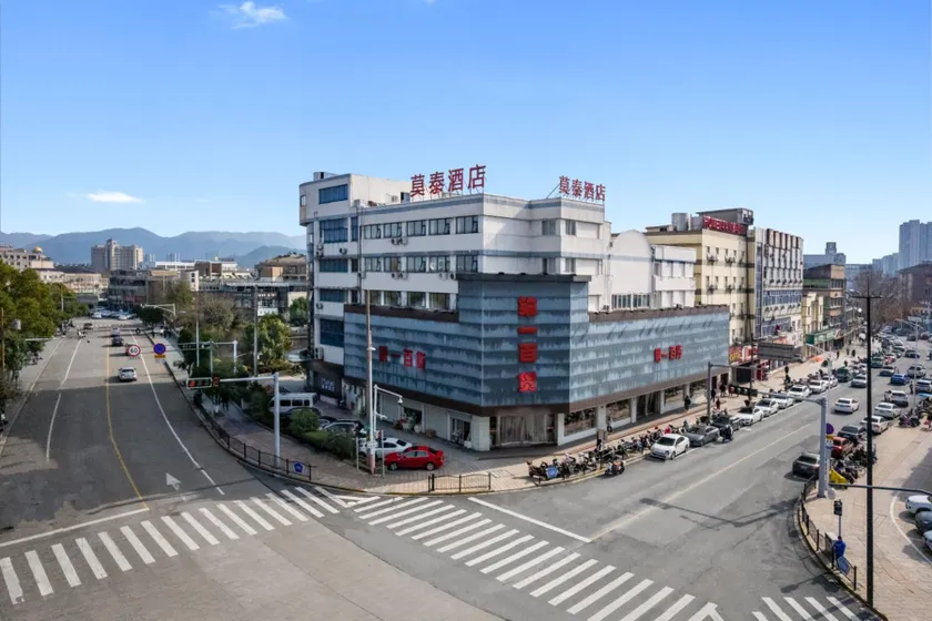 Motel Anji Jiuzhou Shopping Center - Image 1
