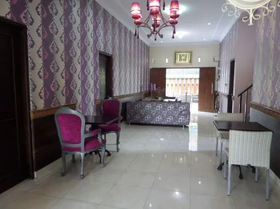 Griya Nendra Hotel - Image 1