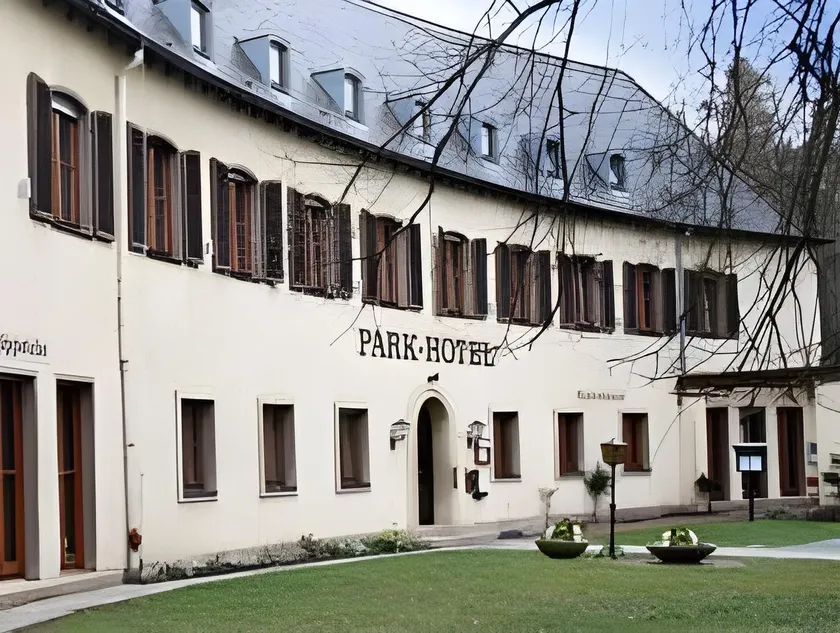 Parkhotel Zirndorf - Image 1
