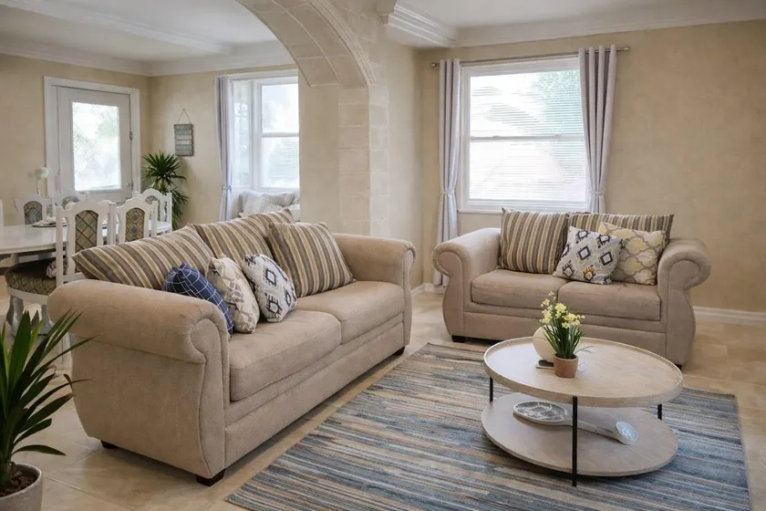 Azura Vacation Rental - Image 1