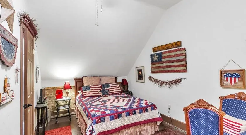 Main Street Bed & Breakfast - Image 1