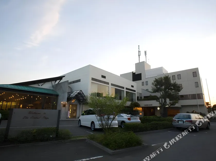 Central Hotel Kamojima - Image 1