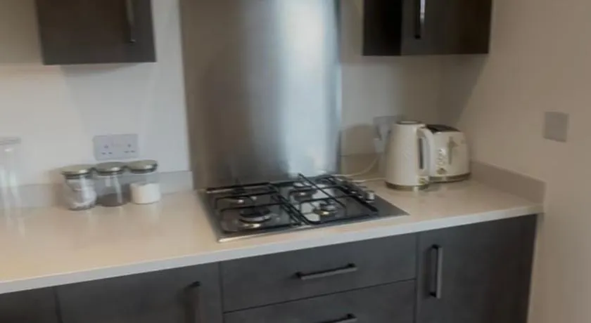 Double En-suite Room near Cribbs Causeway - Image 1