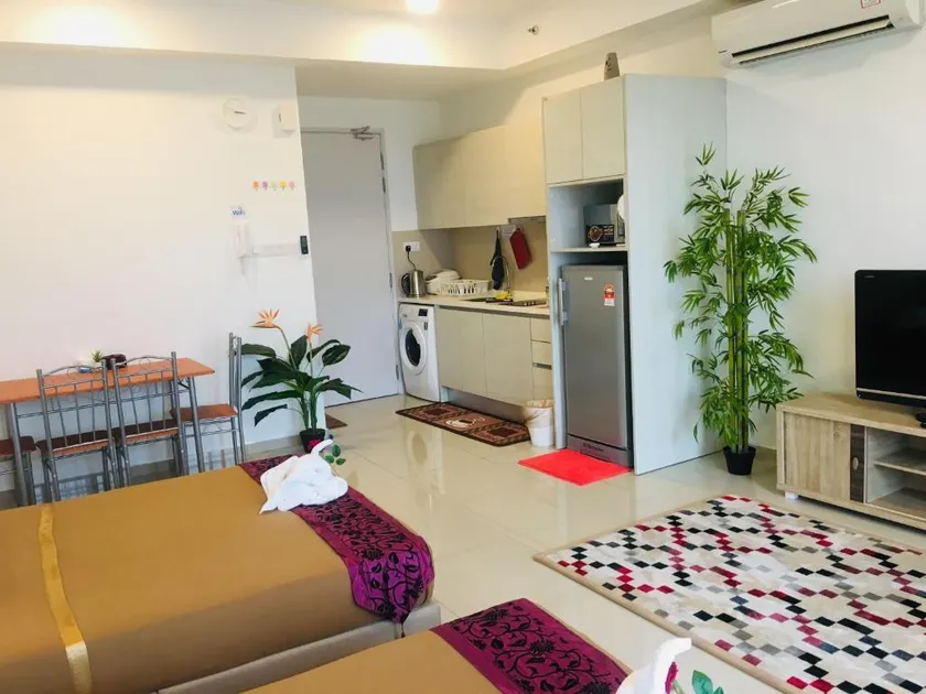 Studio I-Soho D'Gunduls Homestay by DGH I-CITY - Image 1