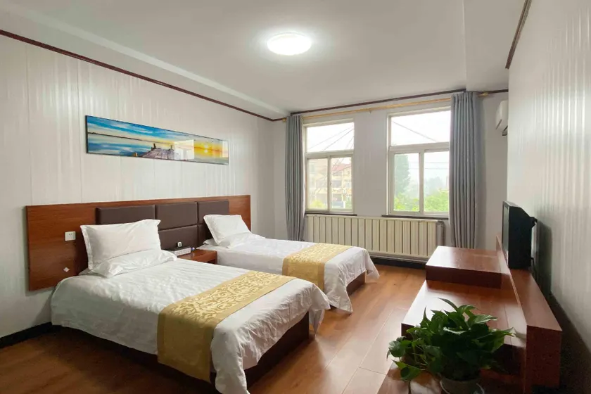 Haolin Hotel - Image 1