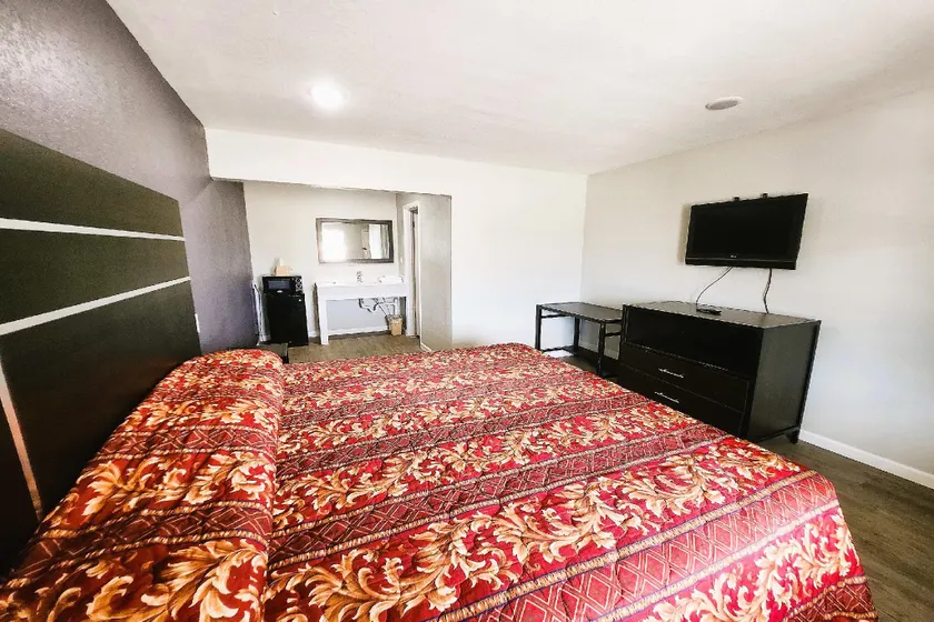 Travel Inn by OYO, Hwy 80 - Jackson - Image 1