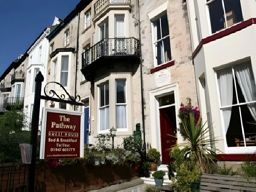 The Pathway Guesthouse - Image 1