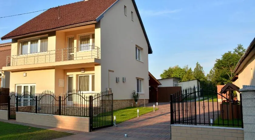 Molnár Vendégház - Image 1