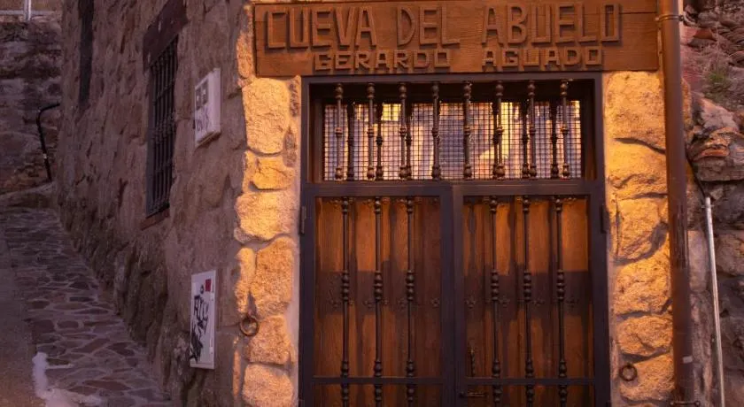 Cueva del abuelo - Image 1
