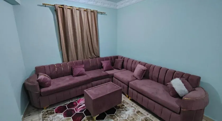 شقه مفروشه جميله جدا بموقع متميز 12 - Image 1