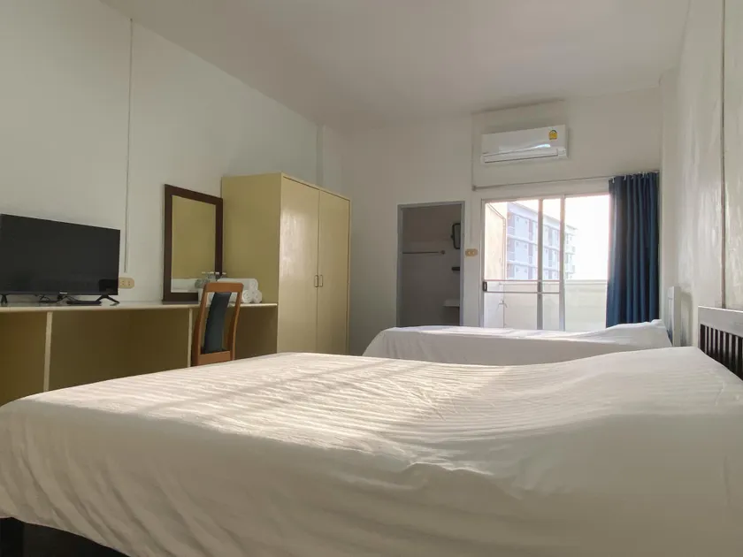 Monta Apartment - Image 1