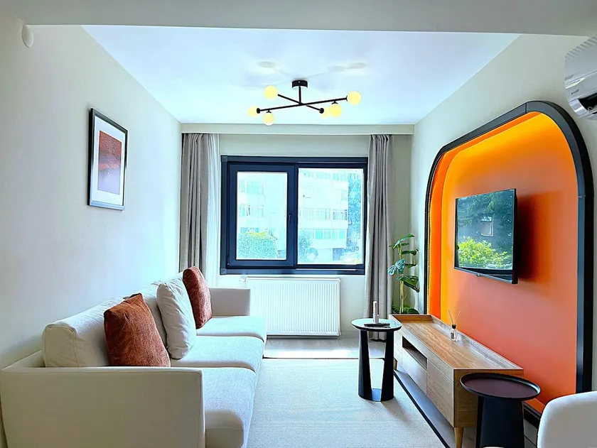 Elegant Flat near Bosphorus in Central Ortakoy - Image 1