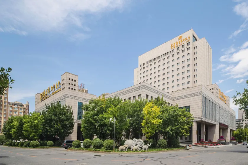 Guo Erluosi Hotel - Image 1