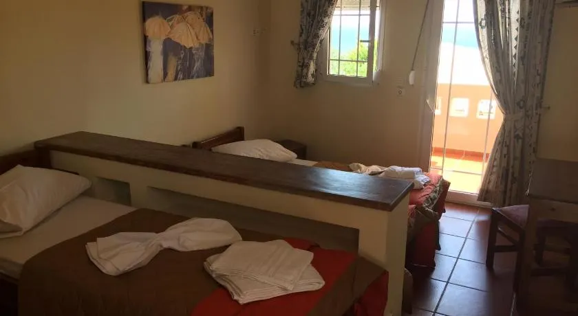 Toulipa Rooms - Image 1