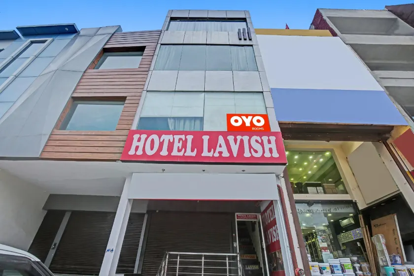 Super Collection O by OYO Patiala Road Crossway Zirakpur Formerly Lavish - Image 1